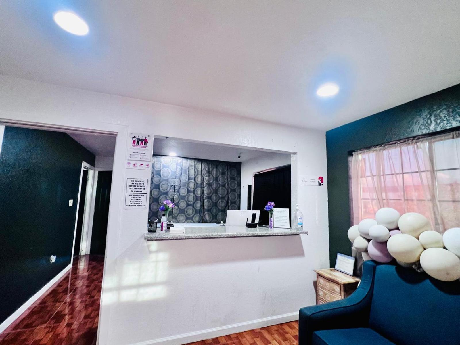 Oyo Garden Inn And Suites Pearsall I-35 East Esterno foto