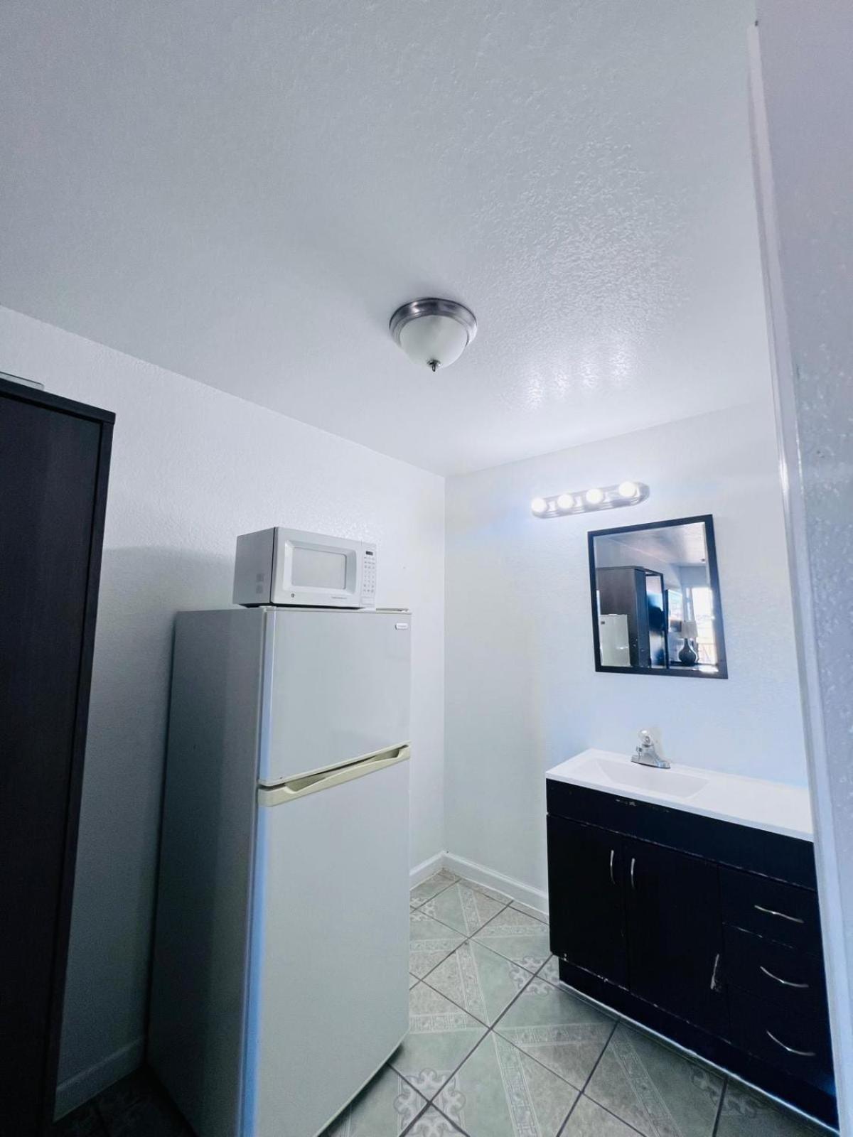 Oyo Garden Inn And Suites Pearsall I-35 East Esterno foto