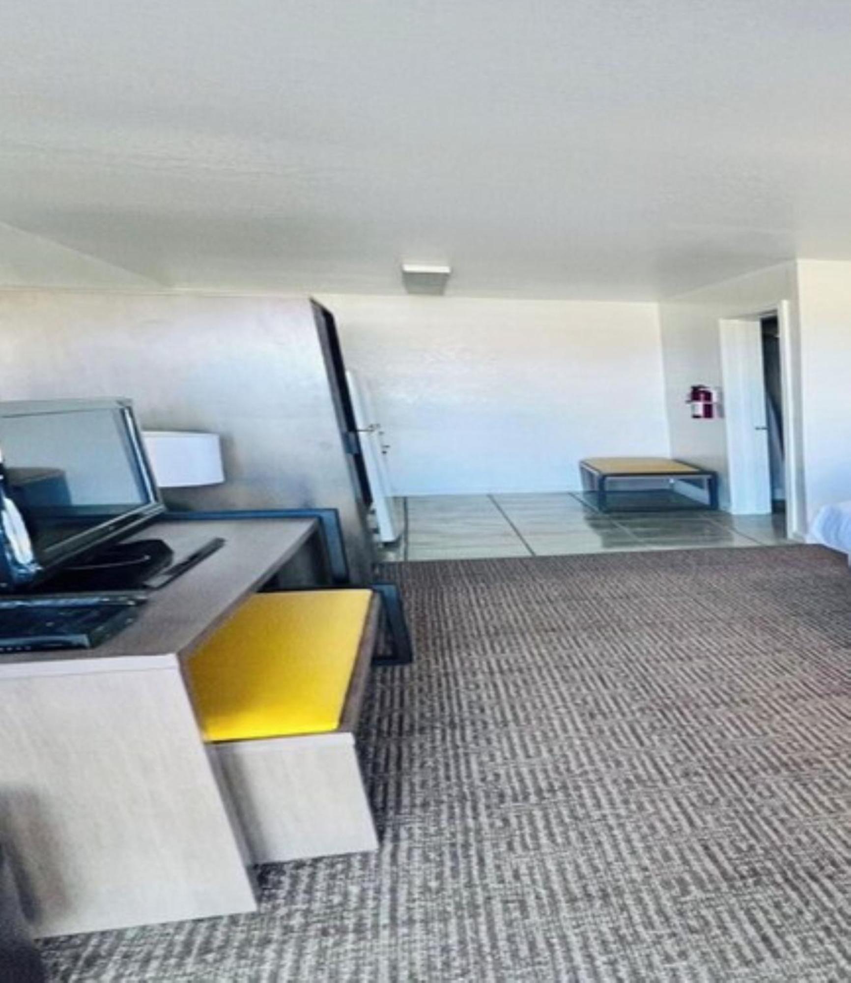 Oyo Garden Inn And Suites Pearsall I-35 East Esterno foto